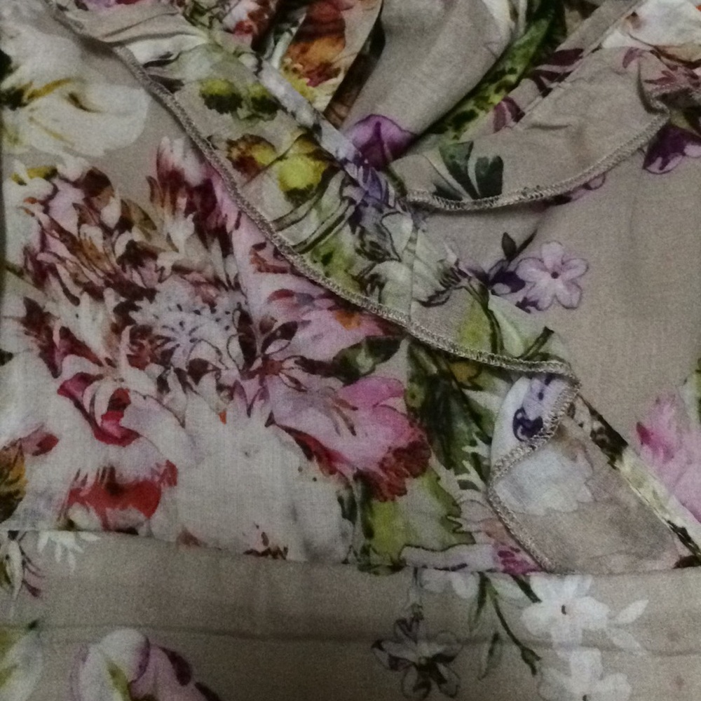 Adorable maxi dress - Picture 5 of 7